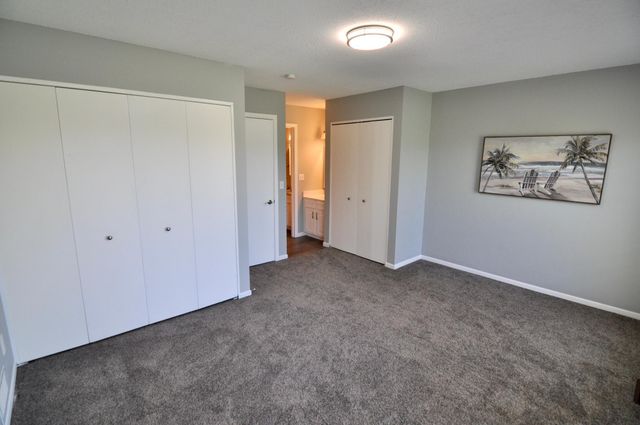 5845 Lake Curve Lane, Brooklyn Center, MN 55429