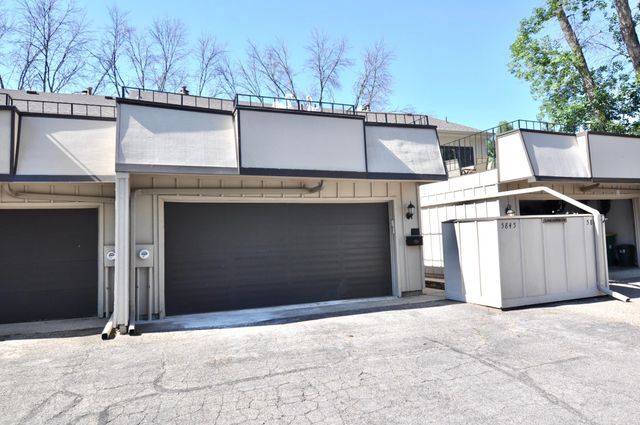 5845 Lake Curve Lane, Brooklyn Center, MN 55429