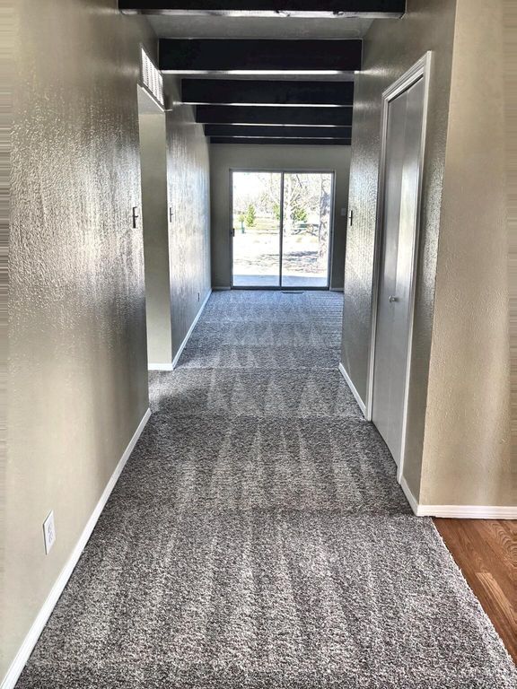 Image 3 of property listing at 5119 Justin Drive NW, Albuquerque, NM 87114