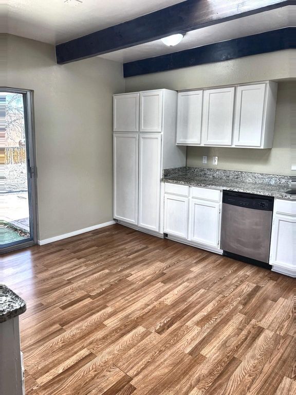 Image 5 of property listing at 5119 Justin Drive NW, Albuquerque, NM 87114