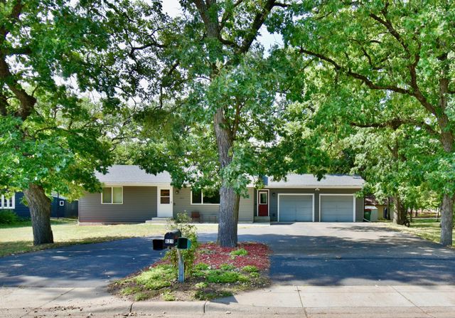 621 Powell Street N, Big Lake, MN 55309