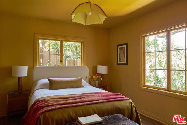 1960 Escarpa Drive, Los Angeles, CA 90041