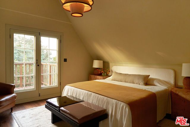 1960 Escarpa Drive, Los Angeles, CA 90041