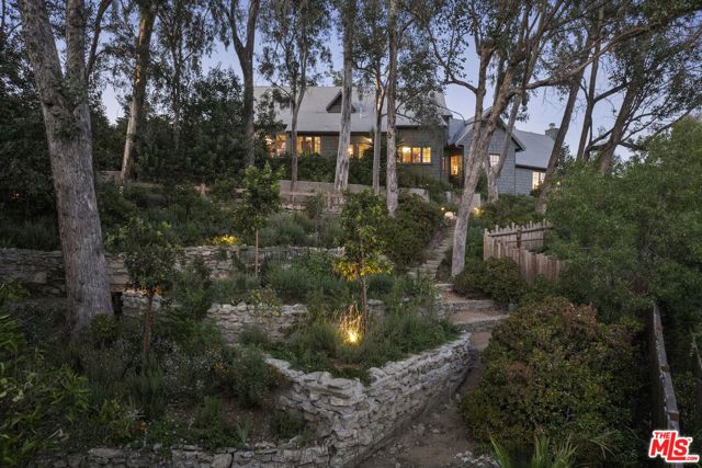 1960 Escarpa Drive, Los Angeles, CA 90041