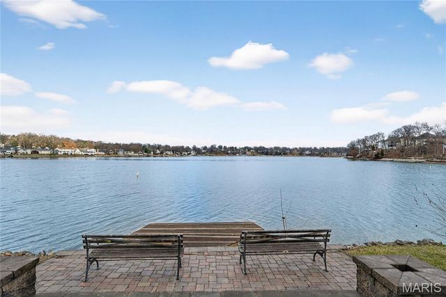 62 Moorings Drive, Lake St Louis, MO 63367