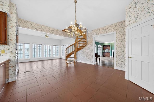 62 Moorings Drive, Lake St Louis, MO 63367