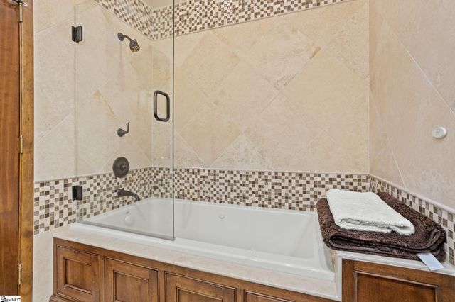 19 Crown Ridge Road, Travelers Rest, SC 29690