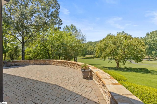 19 Crown Ridge Road, Travelers Rest, SC 29690
