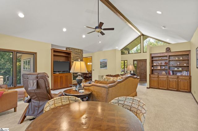 19 Crown Ridge Road, Travelers Rest, SC 29690