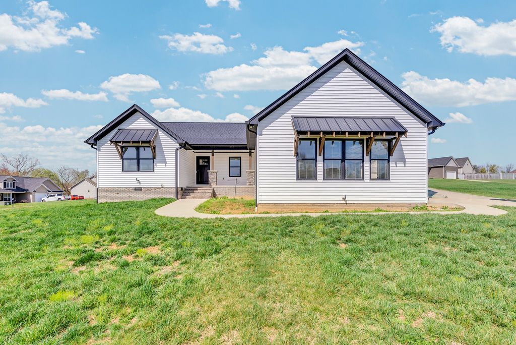 4760 Ellen Cir, Cookeville, TN 38501