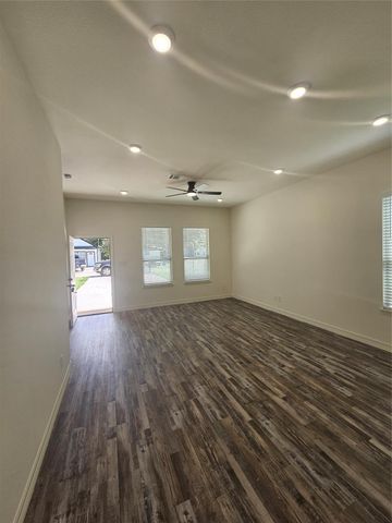 11443 Underwood Street, Willis, TX 77318