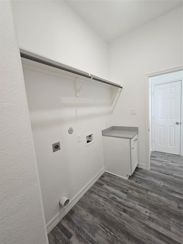 11443 Underwood Street, Willis, TX 77318
