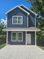 11443 Underwood Street, Willis, TX 77318