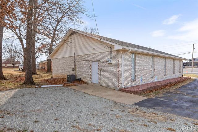 772 Weber Road, Farmington, MO 63640