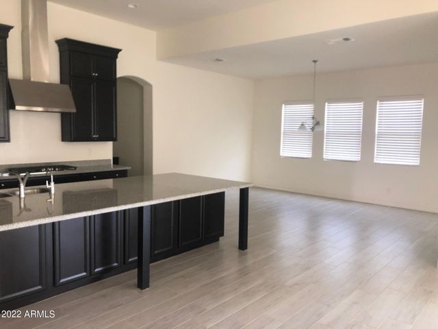 1949 E BELLFLOWER Court, Gilbert, AZ 85298