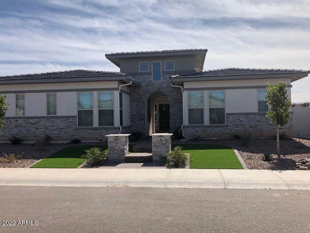 1949 E BELLFLOWER Court, Gilbert, AZ 85298