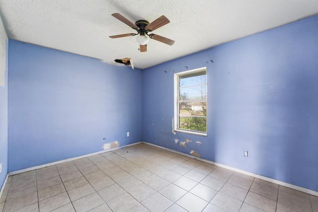 4415 Crofter Glen Drive, Friendswood, TX 77546