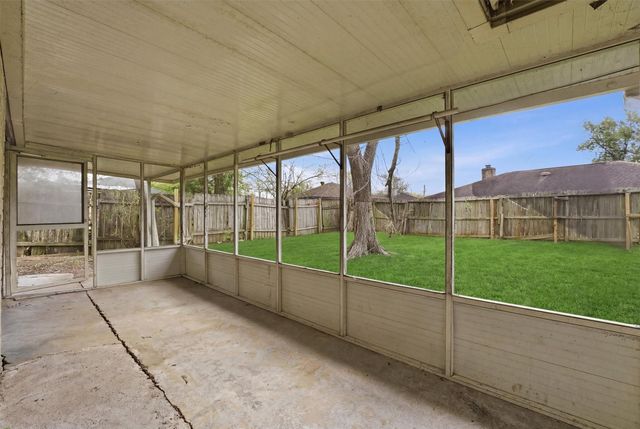 4415 Crofter Glen Drive, Friendswood, TX 77546