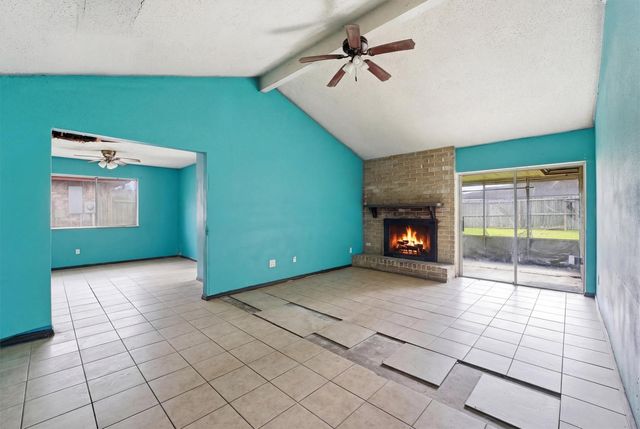 4415 Crofter Glen Drive, Friendswood, TX 77546