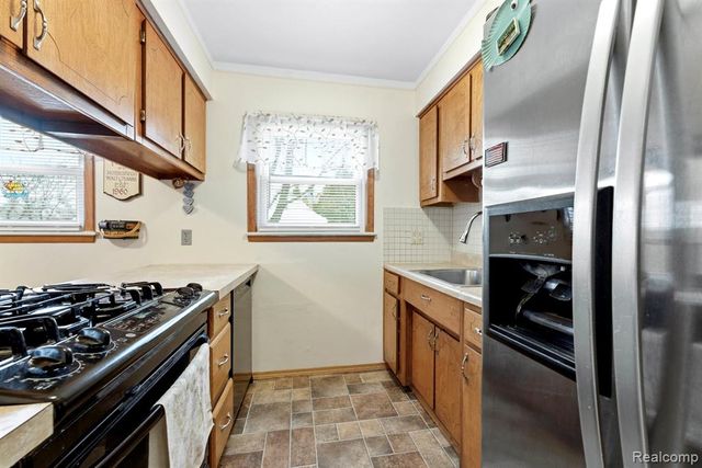 14509 Poplar Street, Southgate, MI 48195