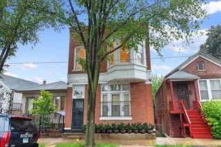 3357 S Oakley Avenue, Chicago, IL 60608