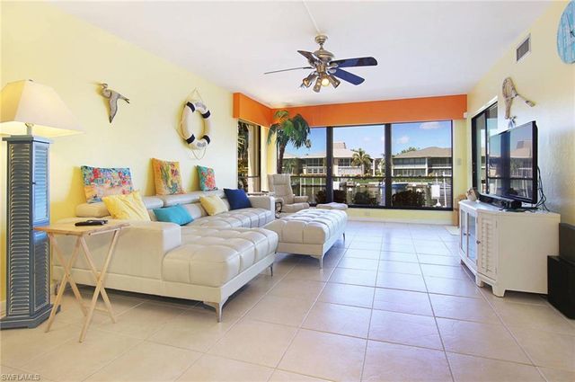 4010 SE 20th PL # 1, Cape Coral, FL 33904