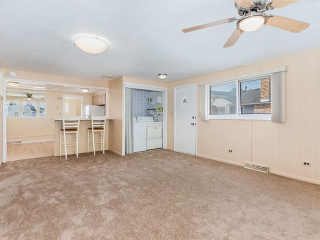 8818 S Kildare Avenue, Hometown, IL 60456