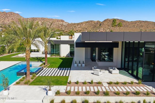 6528 N 60TH Street, Paradise Valley, AZ 85253