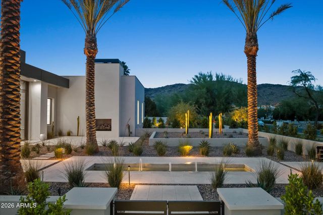 6528 N 60TH Street, Paradise Valley, AZ 85253