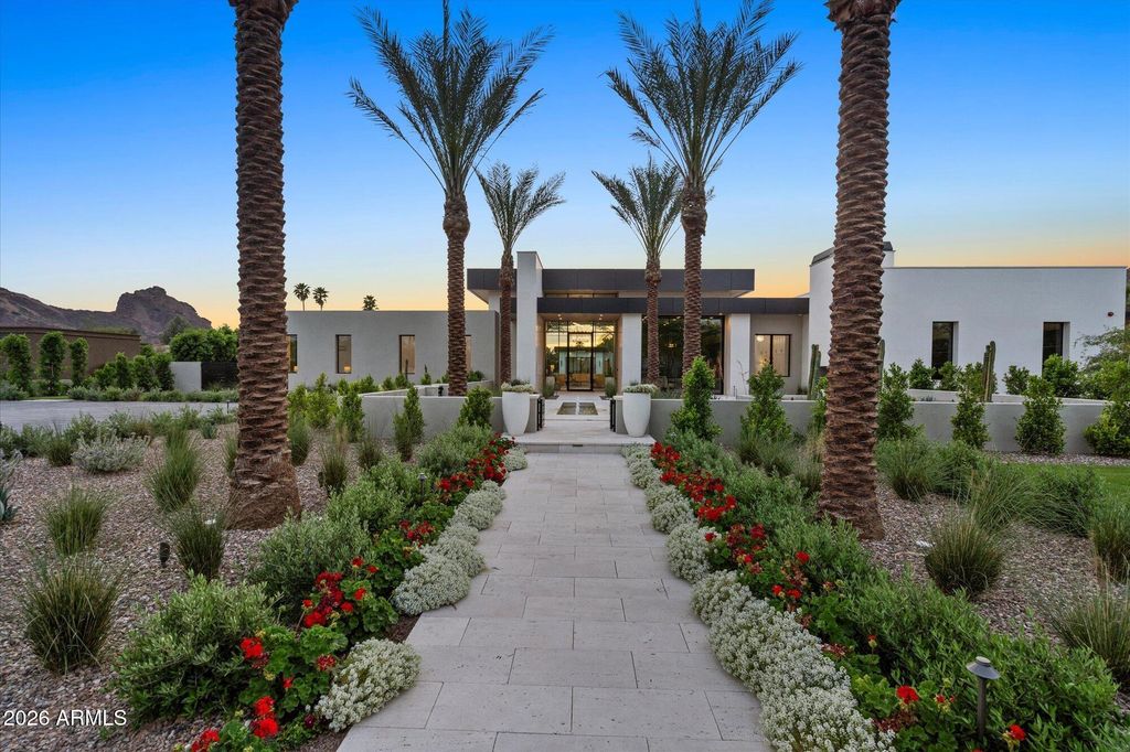 6528 N 60TH Street, Paradise Valley, AZ 85253 — exterior