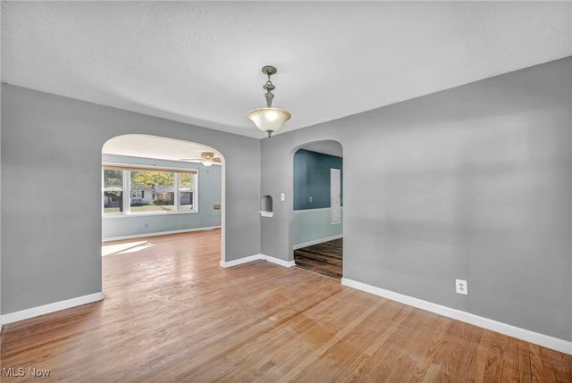 140 Miami Avenue, Elyria, OH 44035