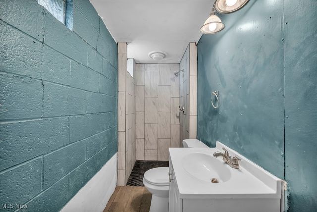 140 Miami Avenue, Elyria, OH 44035