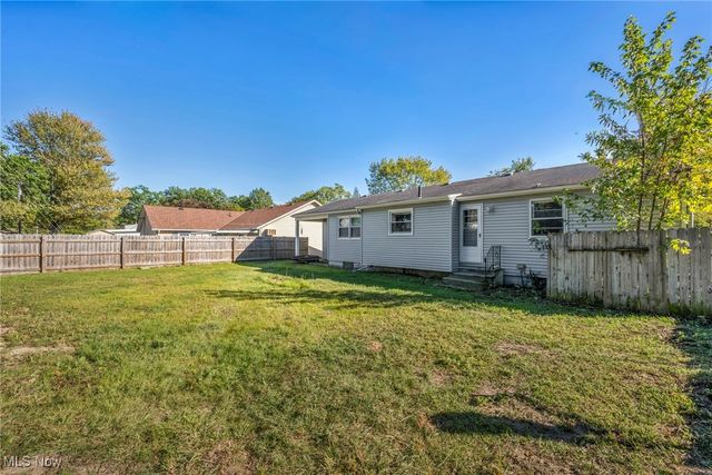 140 Miami Avenue, Elyria, OH 44035