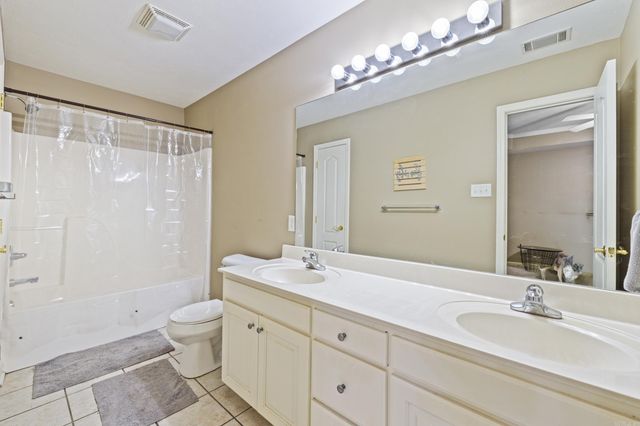 1 Moon Ridge Drive, Ward, AR 72176