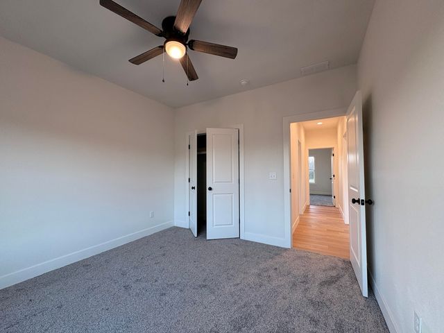 20203 Lawrence 2008p, Everton, MO 65646