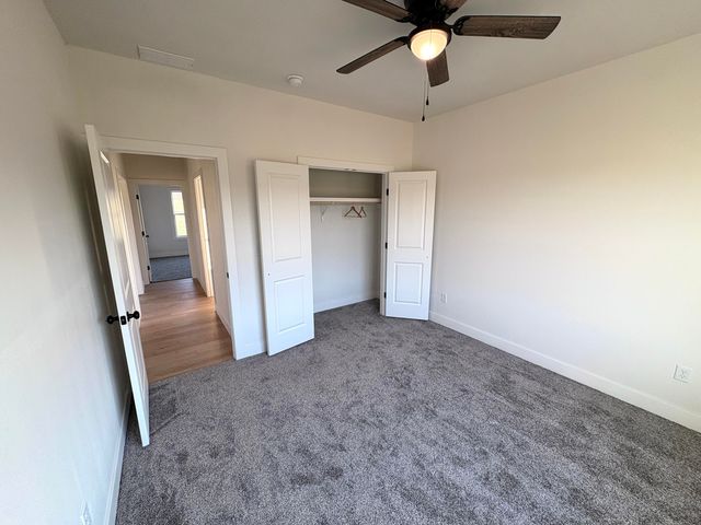 20203 Lawrence 2008p, Everton, MO 65646