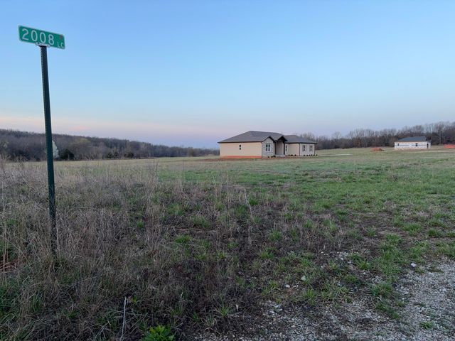 20203 Lawrence 2008p, Everton, MO 65646