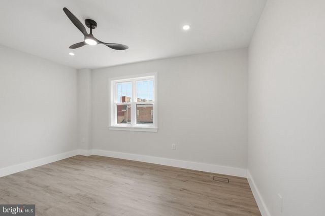 861 N 7TH ST, Philadelphia, PA 19123