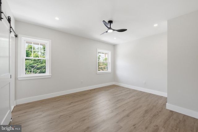 861 N 7TH ST, Philadelphia, PA 19123