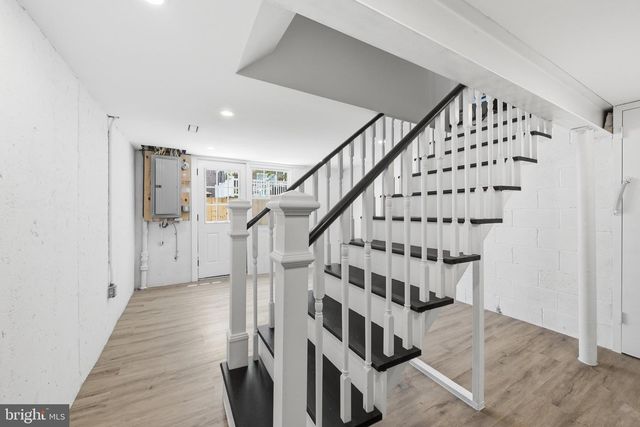 861 N 7TH ST, Philadelphia, PA 19123