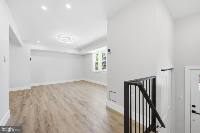 861 N 7TH ST, Philadelphia, PA 19123