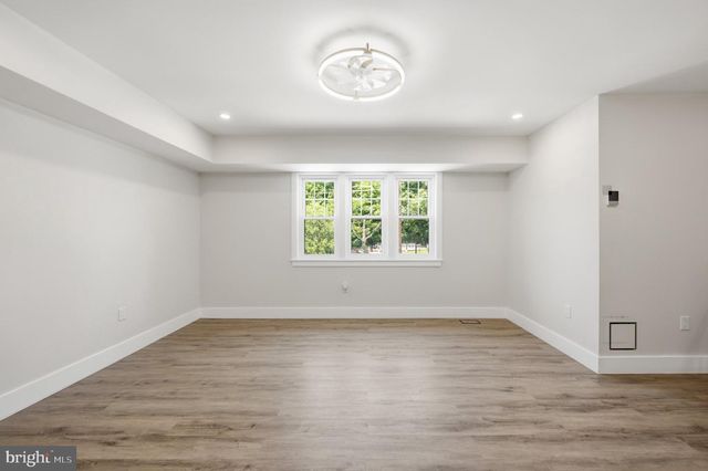 861 N 7TH ST, Philadelphia, PA 19123
