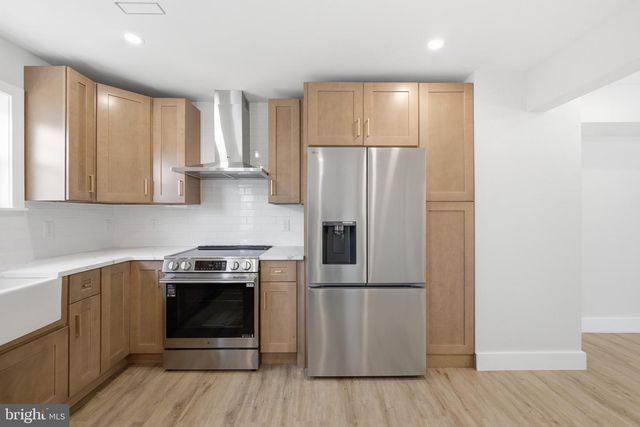 861 N 7TH ST, Philadelphia, PA 19123