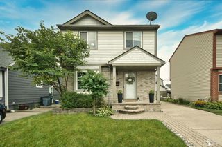 2362 Garfield Street, Ferndale, MI 48220