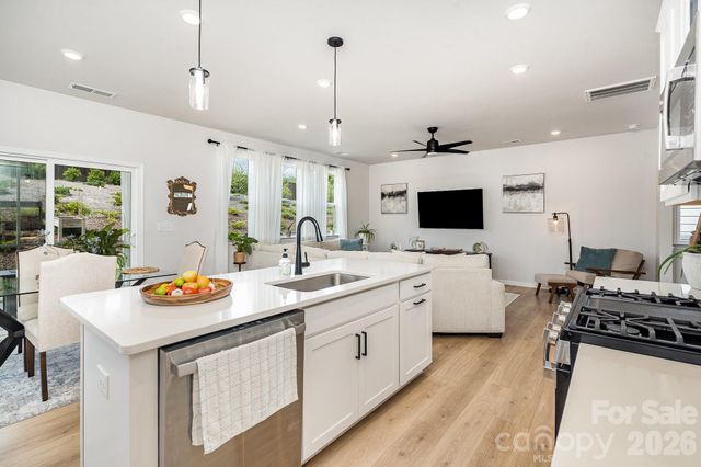 16018 River Tree Lane, Charlotte, NC 28278