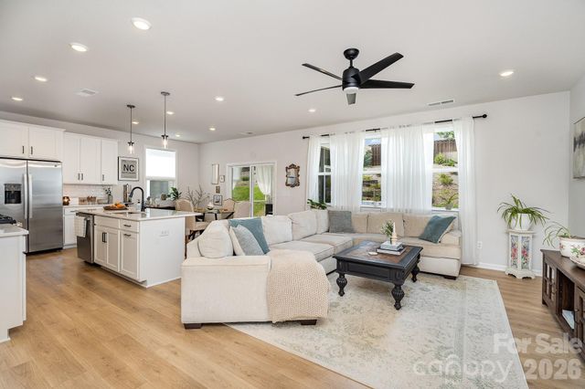 16018 River Tree Lane, Charlotte, NC 28278