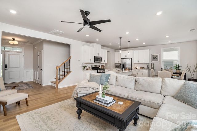 16018 River Tree Lane, Charlotte, NC 28278