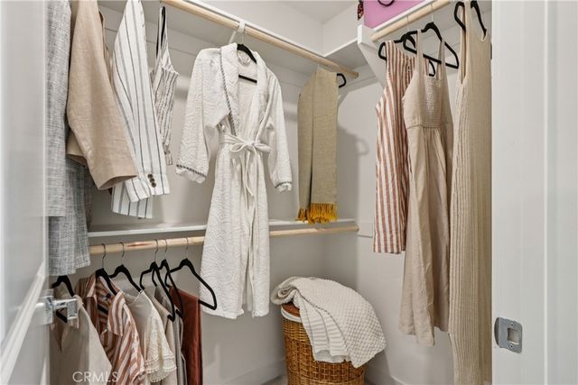 2464 Yellowstone Way, Rialto, CA 92377