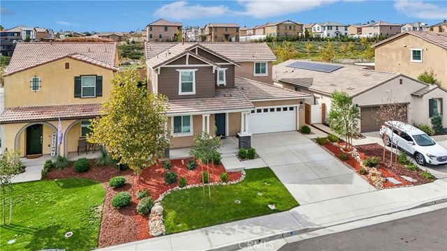 2464 Yellowstone Way, Rialto, CA 92377