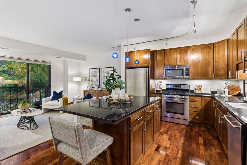 317 Groveland Avenue 116, Minneapolis, MN 55403 — photo 3